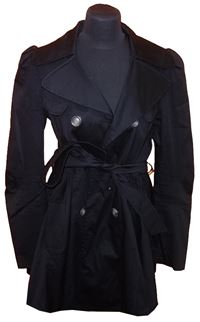 Dámský černý jarní kabát s páskem zn. Savoir 