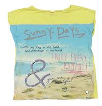 Žluto-modré tričko s nápisem a pláží zn. S. Oliver