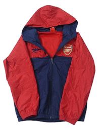 Červeno-tmavomodrá šusťáková fotbalová bunda s kapucí Arsenal