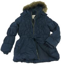 Tmavomodrý šusťákový zimní kabát s kapucí a páskem  zn. Bhs