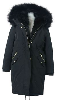 Dámský černý šusťákový zimní kabát s kožíškem zn. River Island 