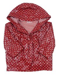 Červený puntíkatý pogumovaný jarní kabátek s kapucí zn. M&Co.