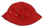 Červený šušťákový podšitý klobúk