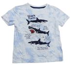 Bielo-svetlomodré tričko so žraloky z flitrů