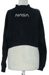 Dámska čierna crop mikina s logem NASA Forever21