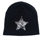 Čierna čapica s hvězdičkou z překlápěcích flitrů C&A