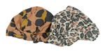 2x čepice - starorůžovo-šedá vzorovaná turbanová čepice + bílo-šedá s leopardím vzorom Next
