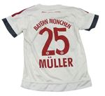 Bílý fotbalový dres FC Bayern 