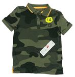 Khaki army polo tričko so znakom F&F